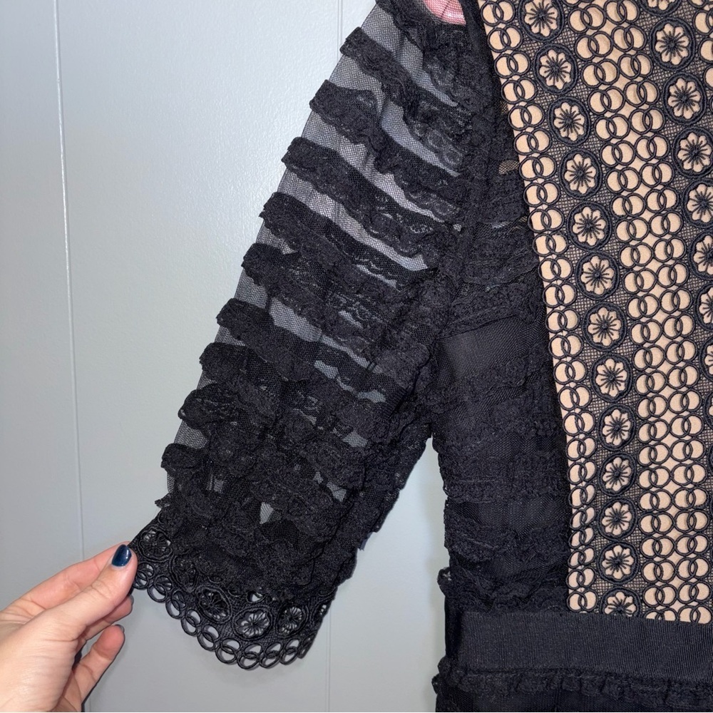 Self-Potrait Ruffled Black Lace Short Sleeve Dress Size 8 NEW - Picture 2 of 9